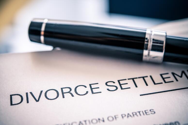 How to Serve Divorce Papers to Your Partner + Next Steps	