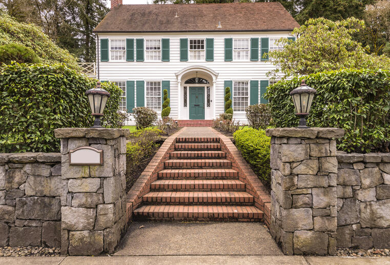 Who Gets the House in an Oregon Divorce 